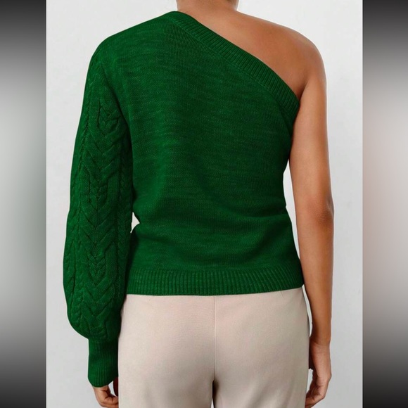 Luxe black one shoulder cable knit sweater top - Picture 11 of 13